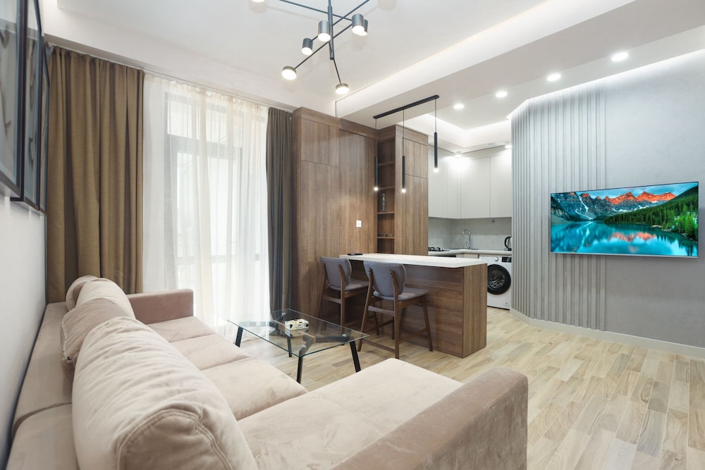Stay Inn on Buzand Str. 97
