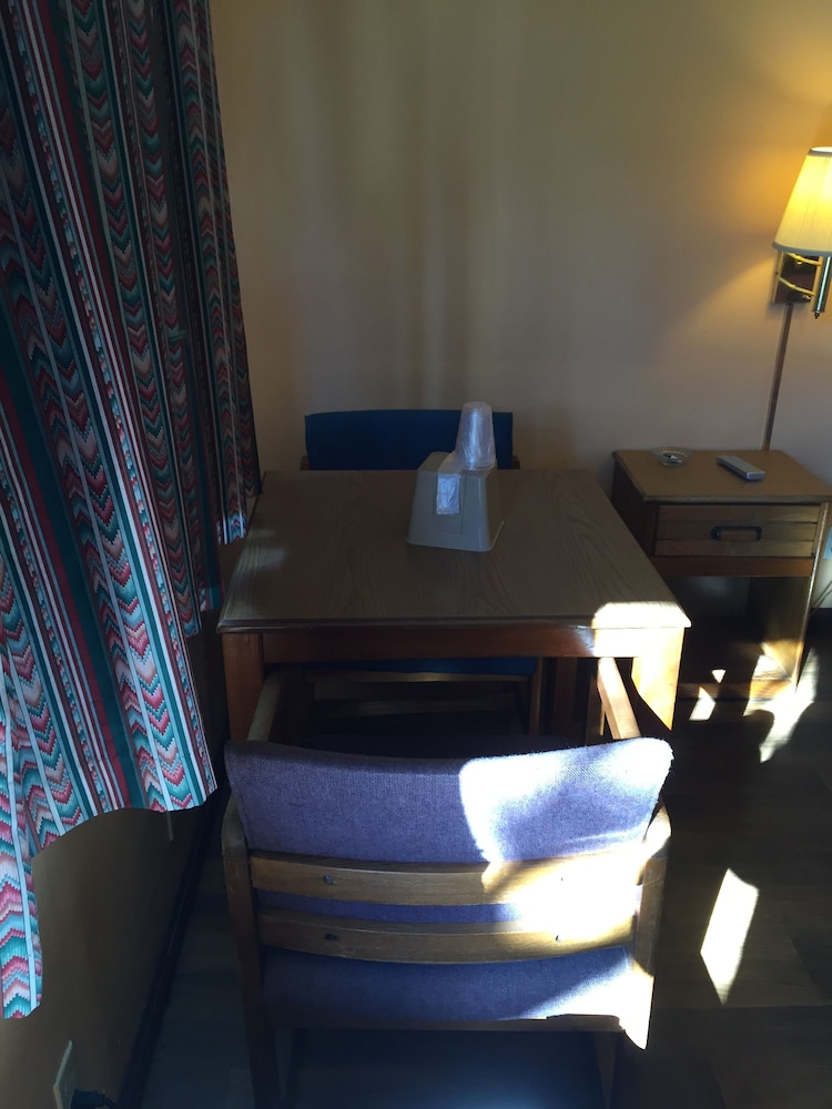 Royal Inn