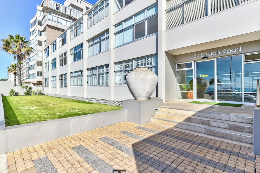 Mouille Point 1bed Apartment w View Seatide Studio
