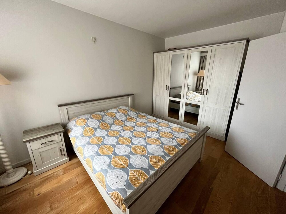 Spacious 2 Bedroom App in the Center With Terrace