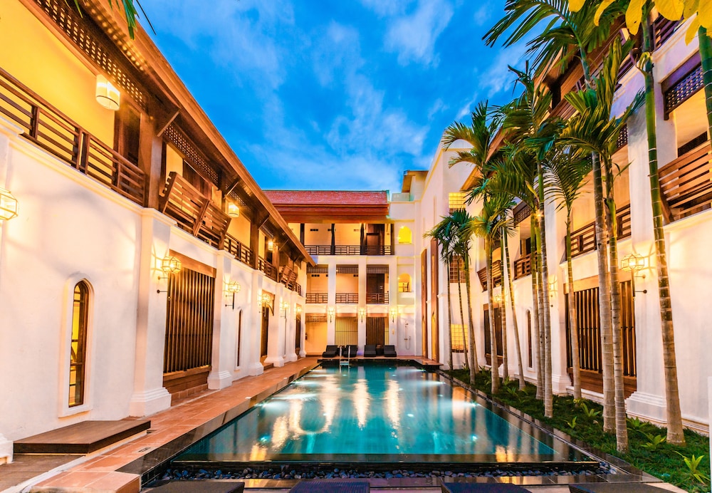 Hotel Phra Singh Village - Image 1