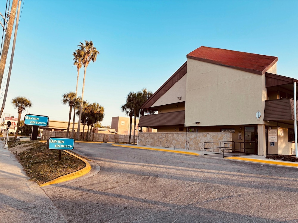 BAY INN