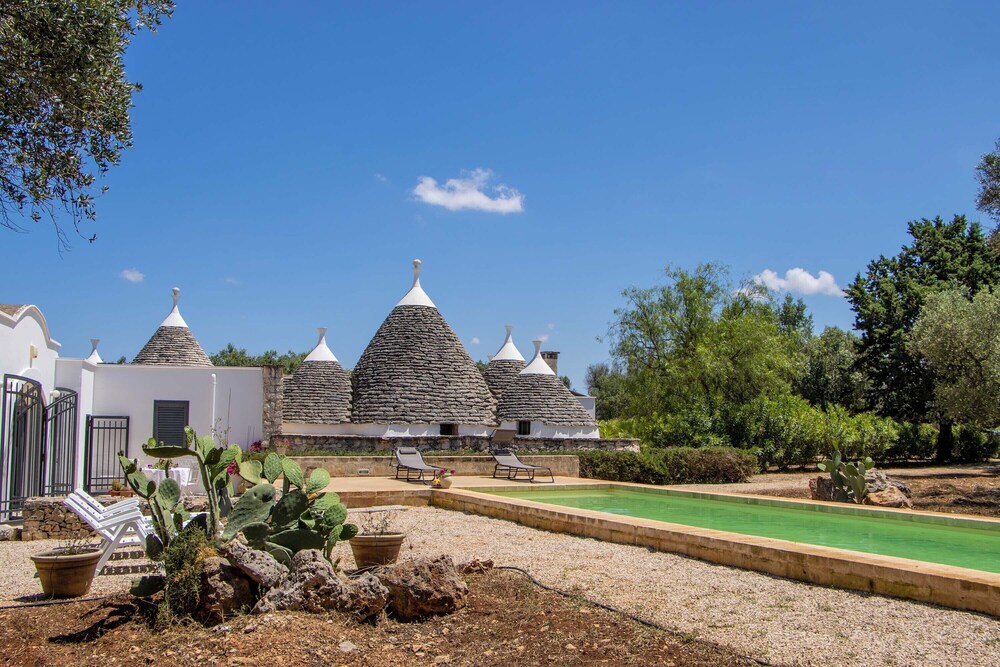 3598 Trullo Yoram by Perle di Puglia view 5