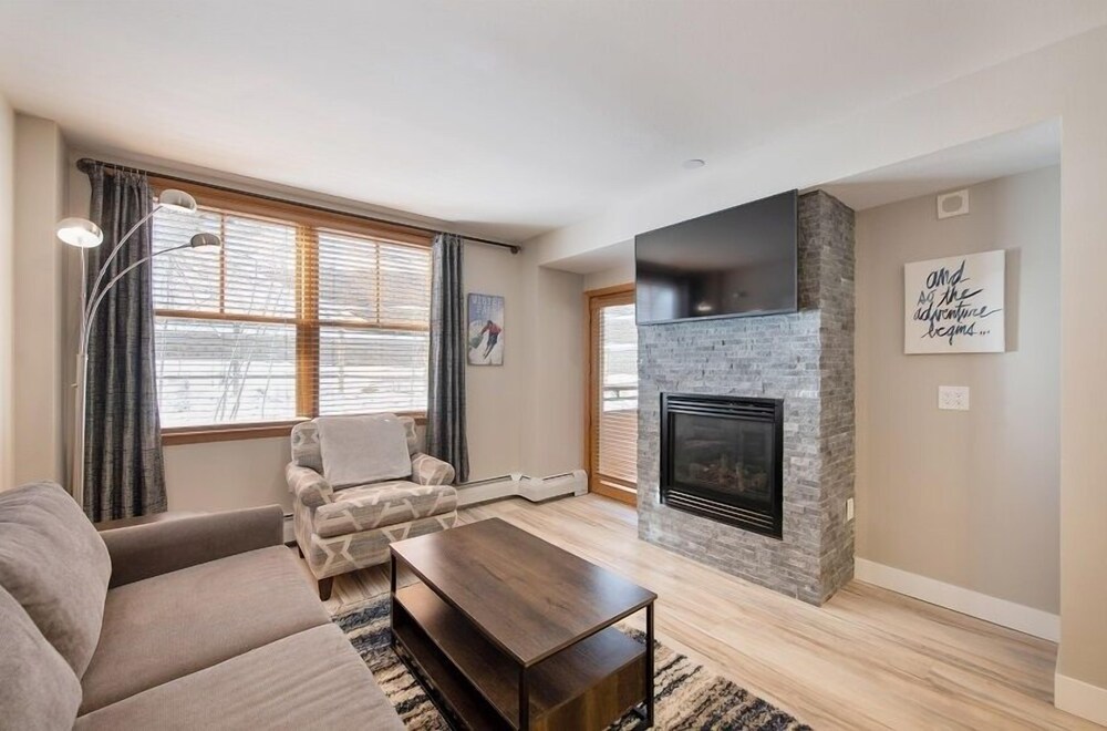 Zephyr Mountain Lodge Condos