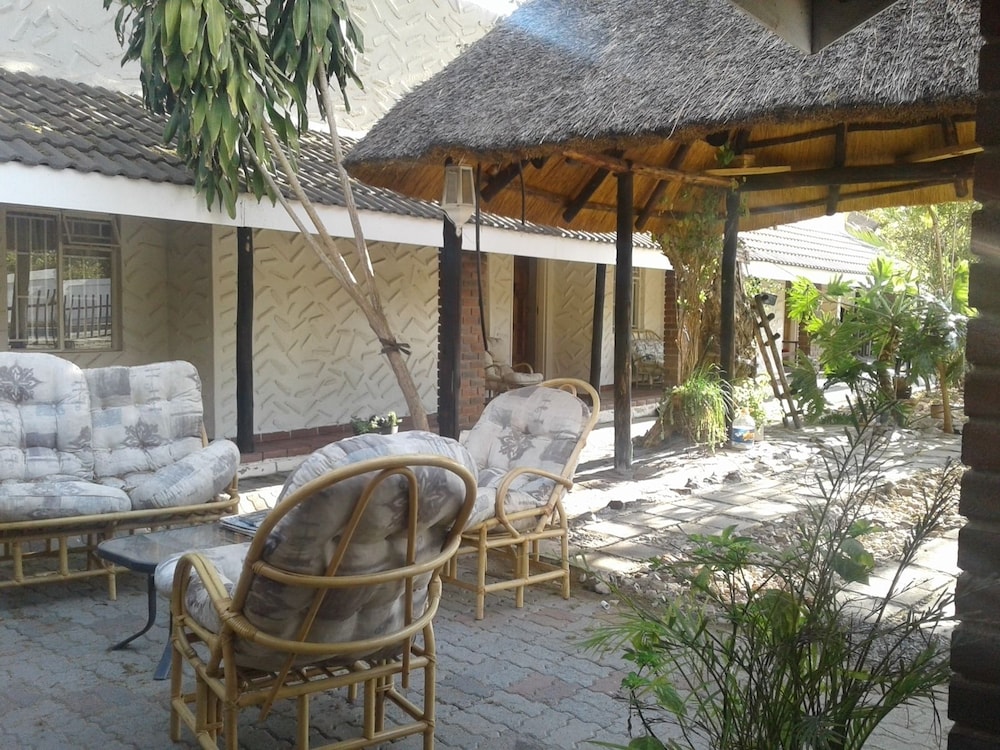 Road View Lodge