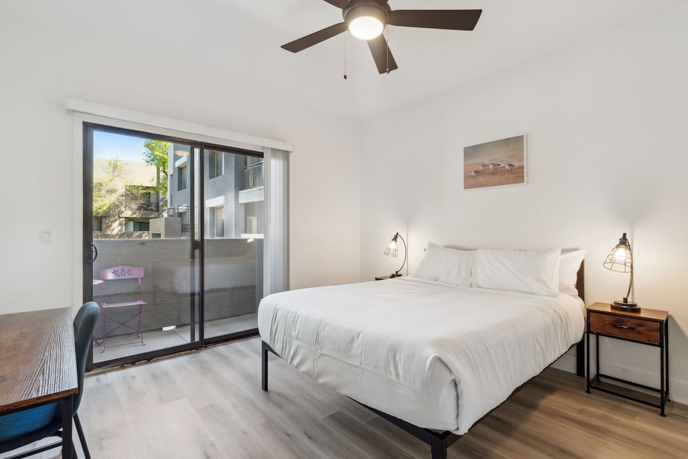 CozySuites at Zone Westgate