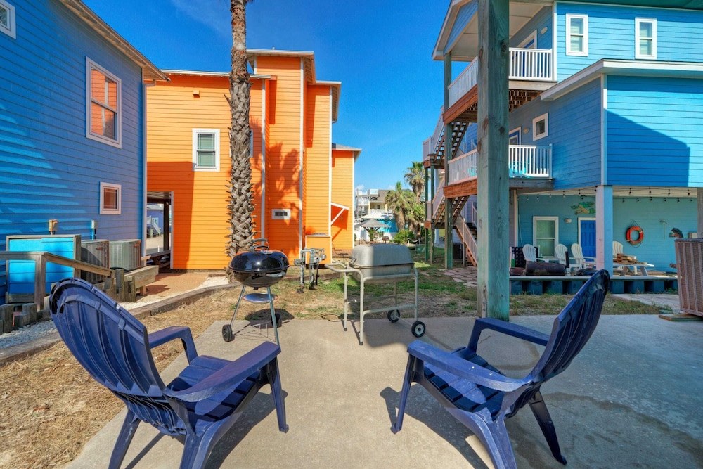 Ocean View Escape w/ Boardwalk + Pool Access Point Break by Avantstay