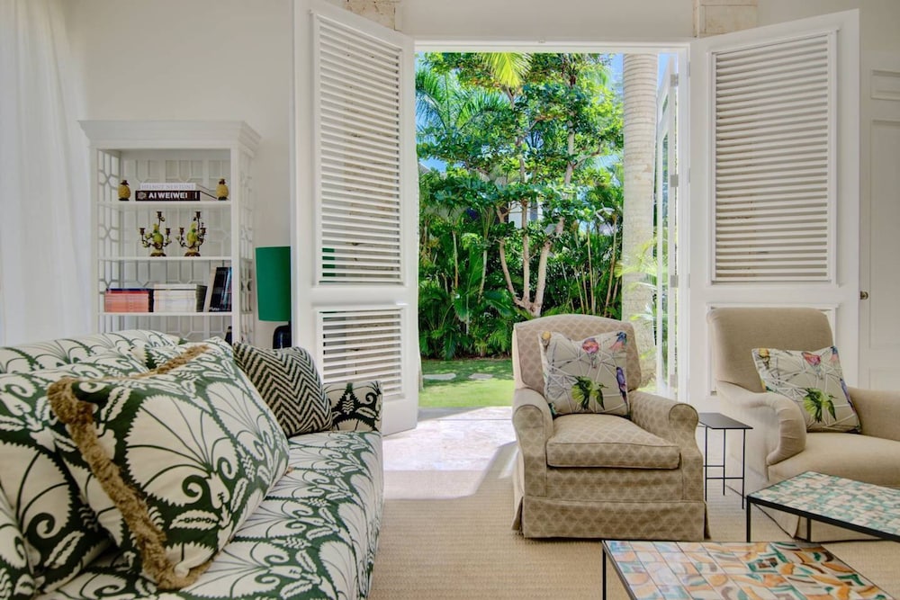 Villa Alta Gracia w Private Pool Designer Decor