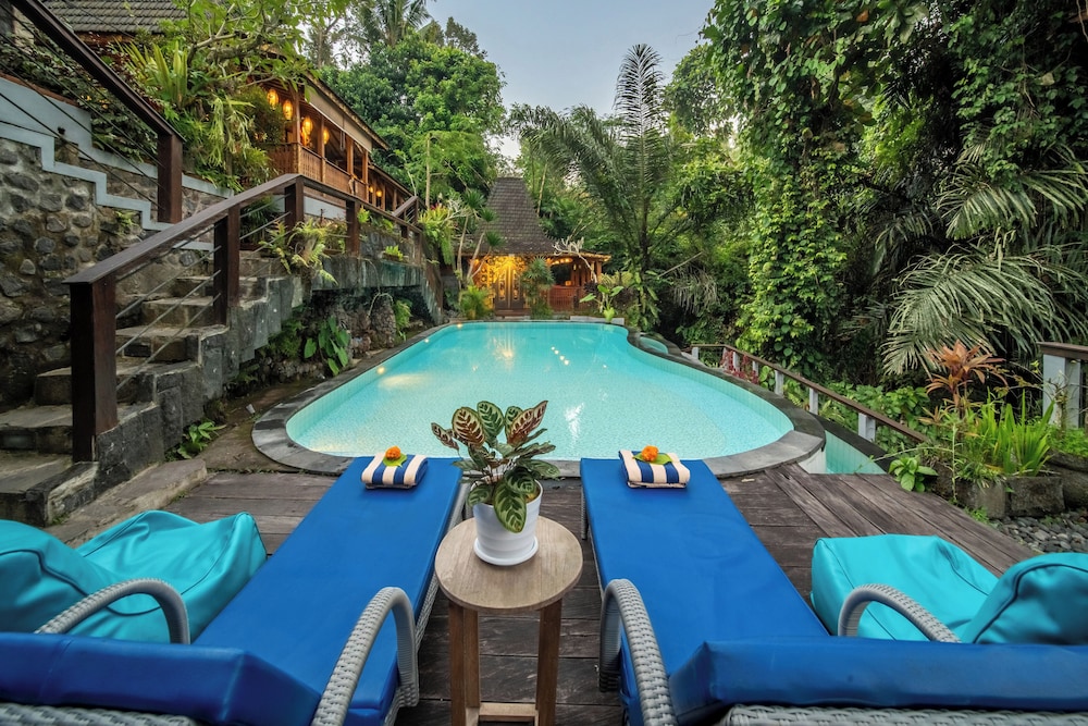 Parvati Retreat Villas