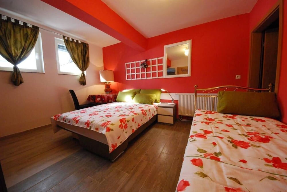 Relax Home Rajna Korenica view 5