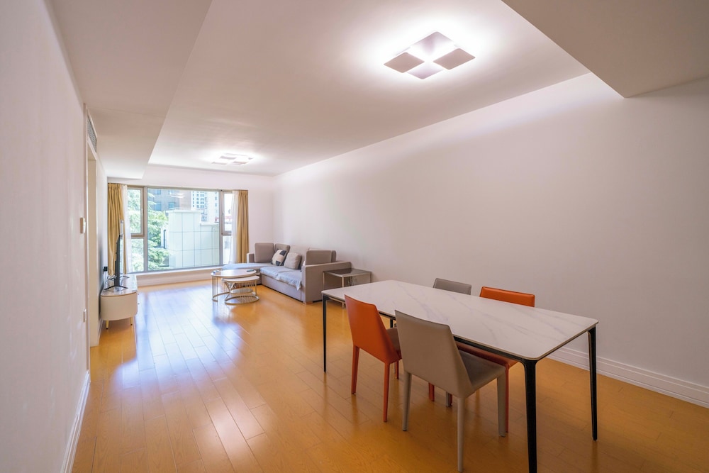 Tyms Modern 2BR 1BA Suite Xujiahui Metro