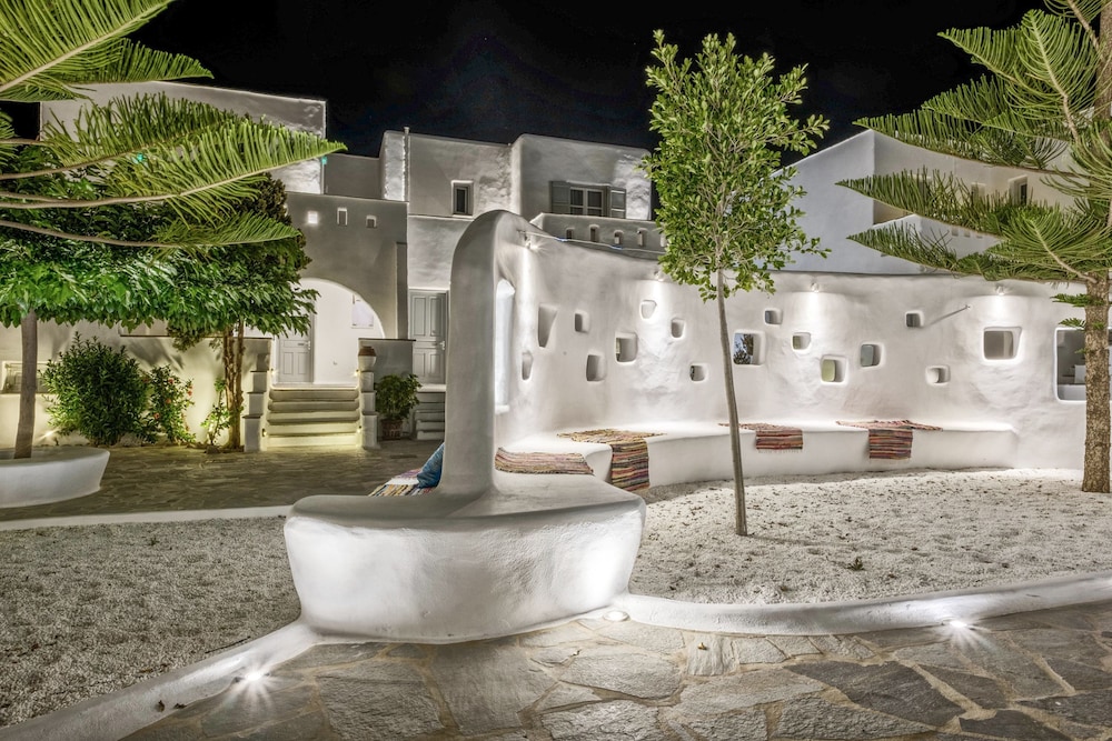 Hotel Orkos Beach - Image 1