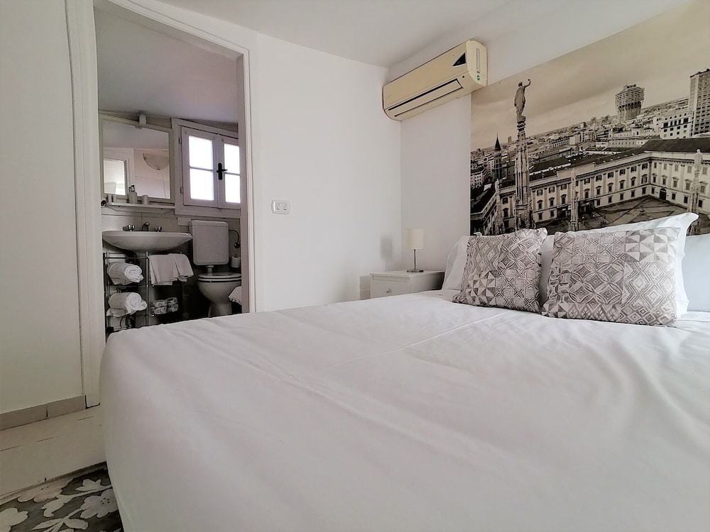 Mercanti Attic Version