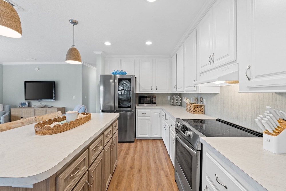 Pet Friendly Beach House - Hakuna Matata