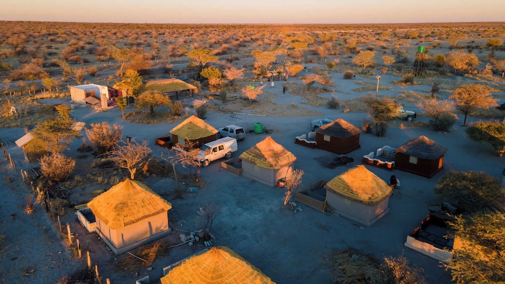 Phudzi Resort T/A Makgadikgadi Adventures