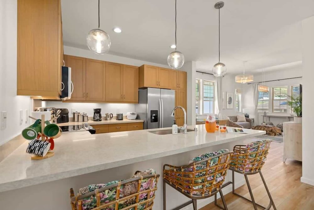 @ Marbella Lane - Paradise Point Close to Beaches