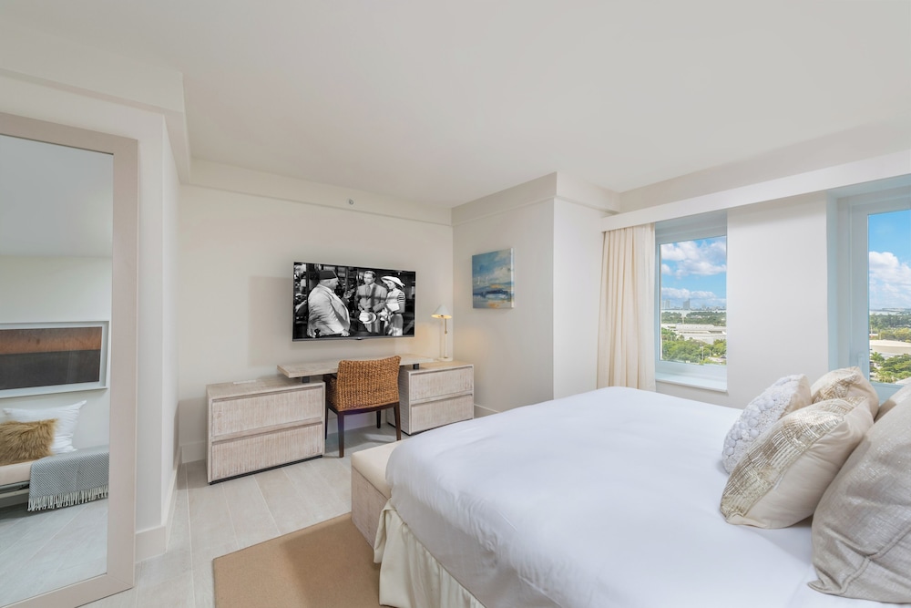 Luxury Vacation Rentals at 1 Hotel & Homes by LRMB