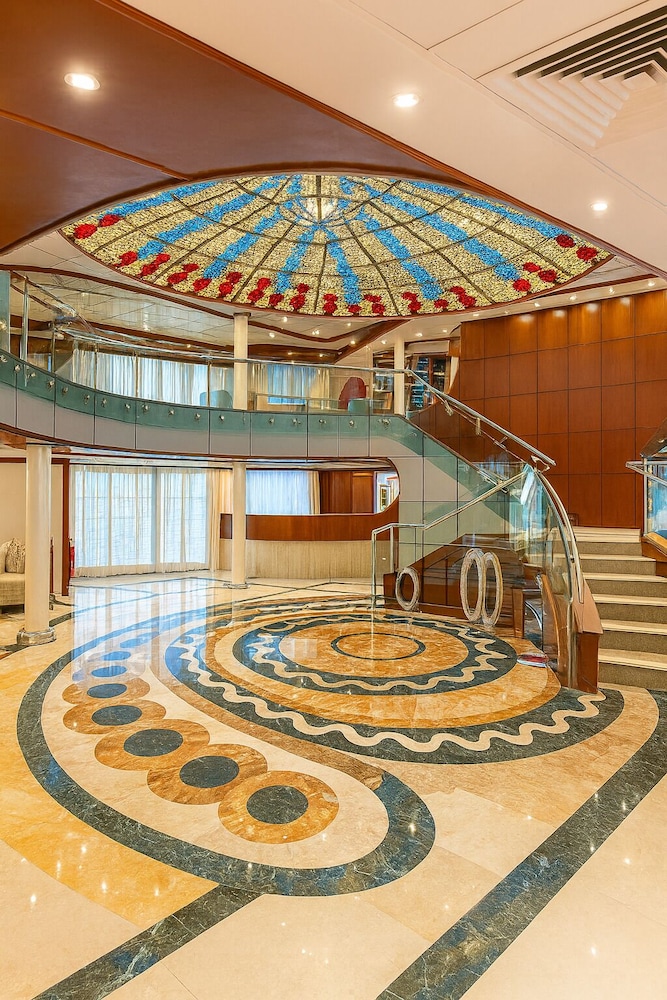 Nile Cruise Royal Queen 1 every Friday from Aswan 3 nights and every Monday from Luxor 4 nights