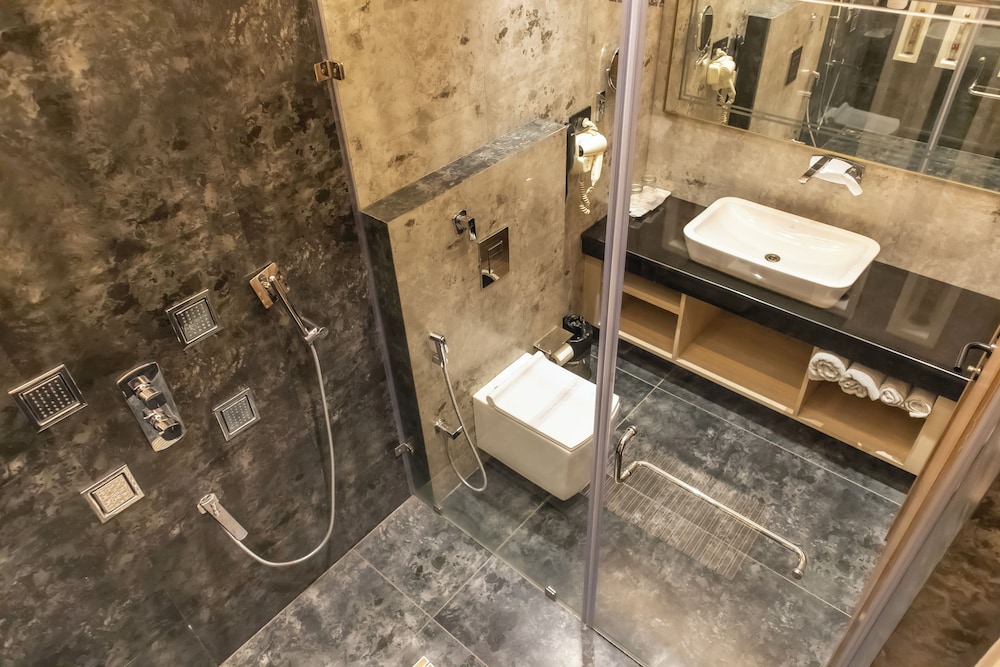 Narang Hotel