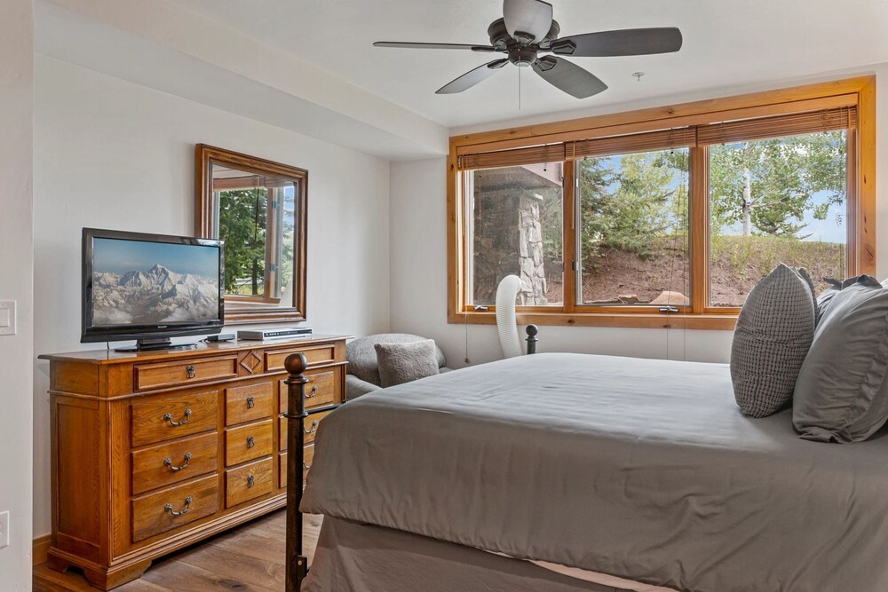 Trail's End Lodge at Deer Valley Resort - One Bedroom Residence with Spa #104 1 Condo