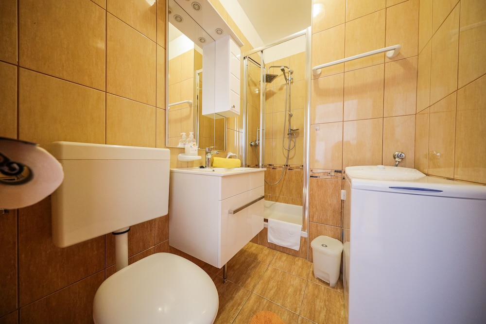 Luton Apartments, Zadar - Kozino, Heated Pool & Hot Tub