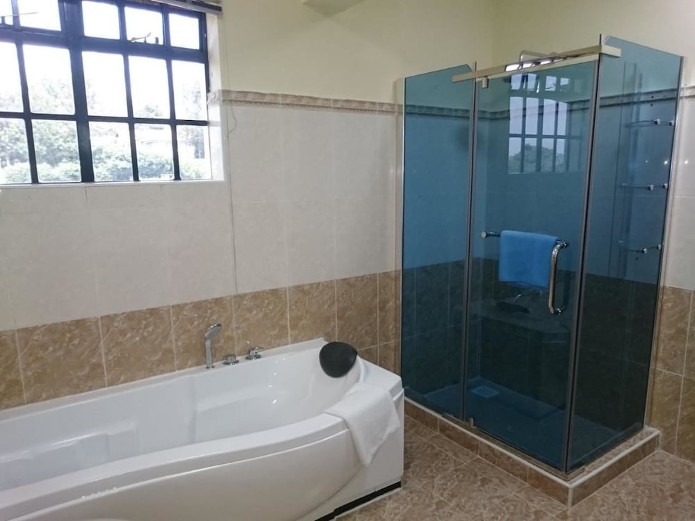 Nyari Rhemia Place Apartments photo 2