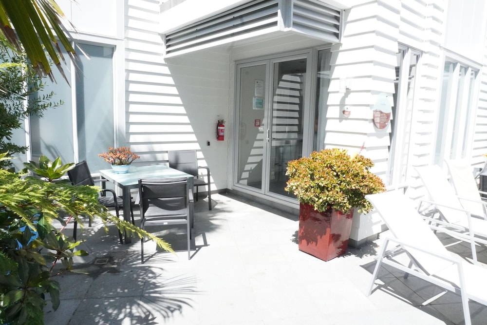 Paihia Waterfront 1 Bedroom Apt & Pool
