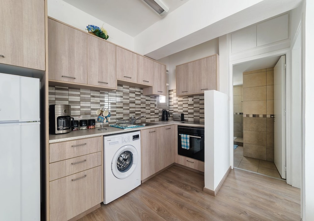 Limassol Vacations - Pebble Beach Holiday Apartments - Property Image 15