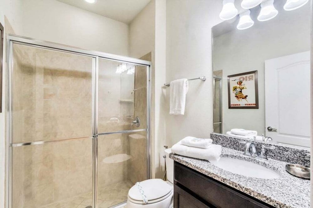 Beautiful Tranquil Relaxing Home With Private Pool 4 Bedroom Townhouse