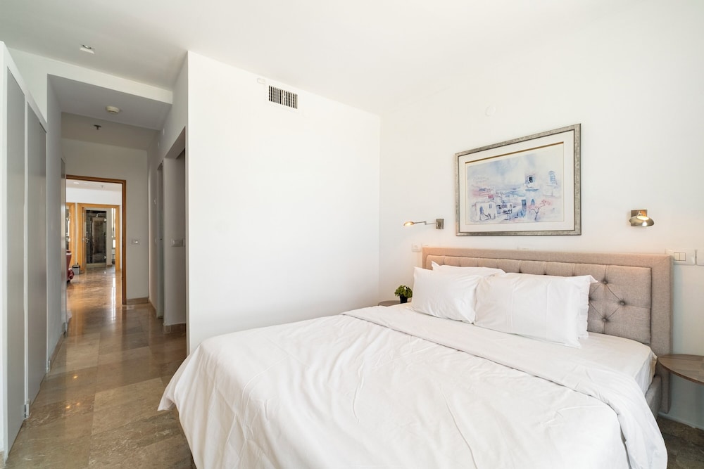 HaCarmel Beach Penthouse by Sea N Rent