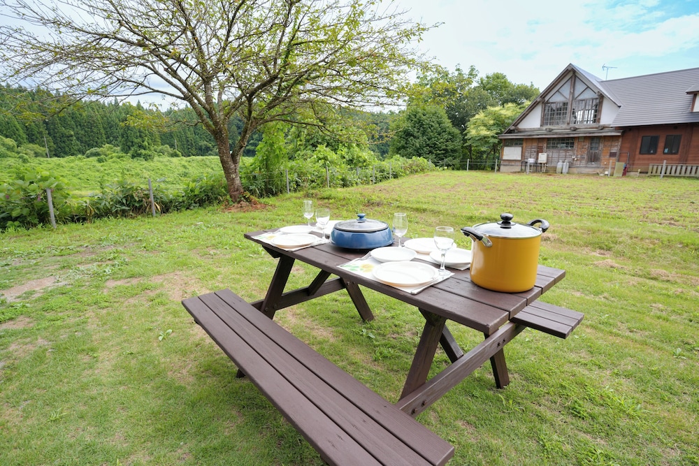 Sakata Log House