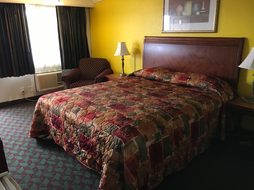 Starlite Motel - Property Image 2