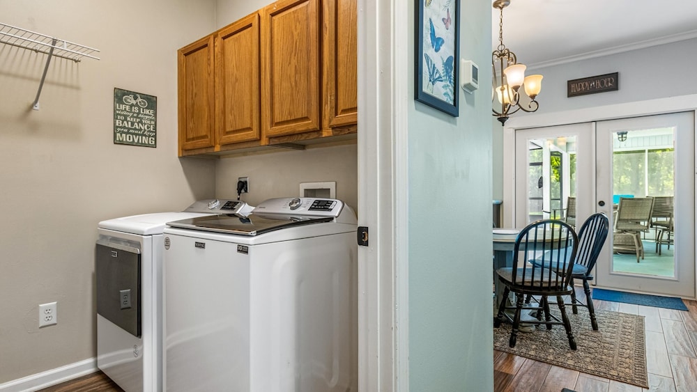 Southern Charm by Southern Vacation Rentals