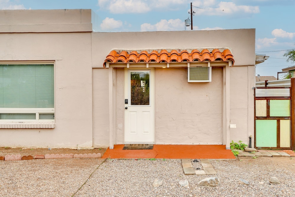 Budget-friendly Tucson Studio: 2 Mi to University! view 5