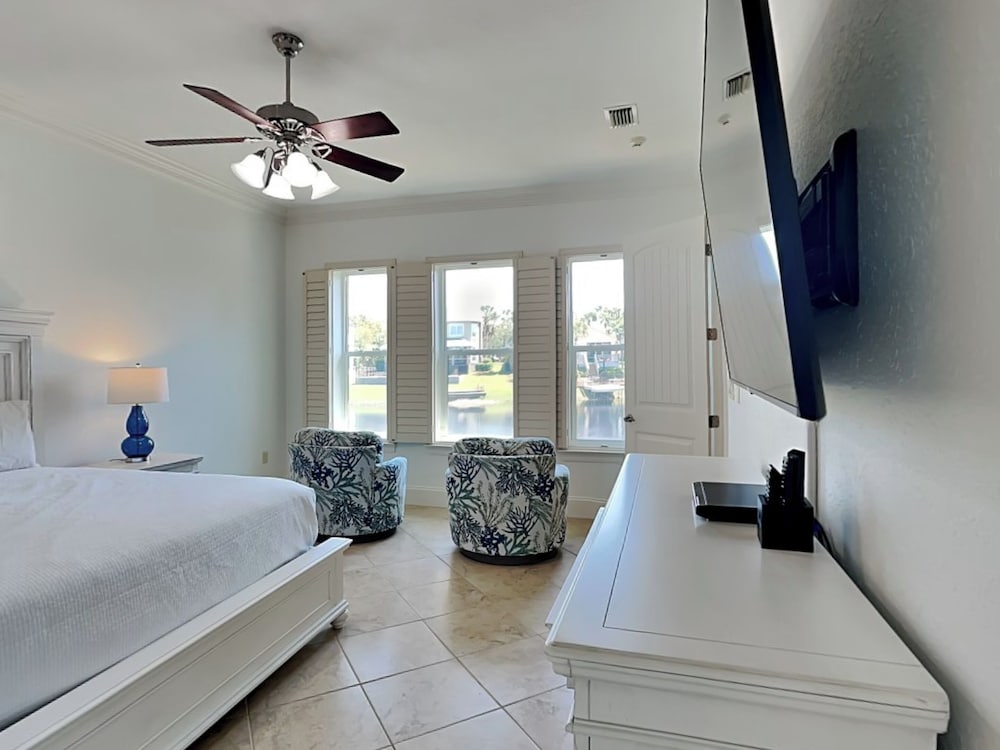 Destiny's Paradise by Southern Vacation Rentals