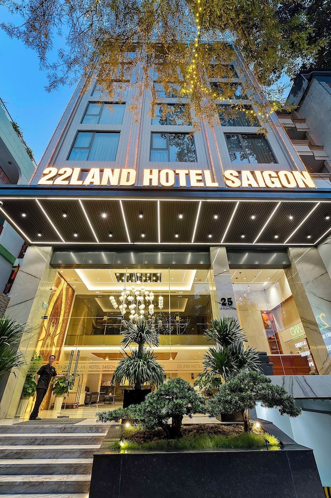 22Land Hotel Saigon 39