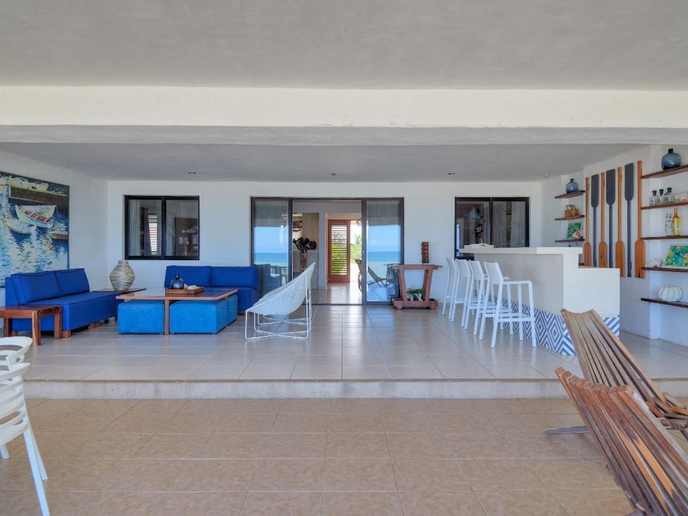 Casa Los Remos - Yucatan Home Rentals view 3