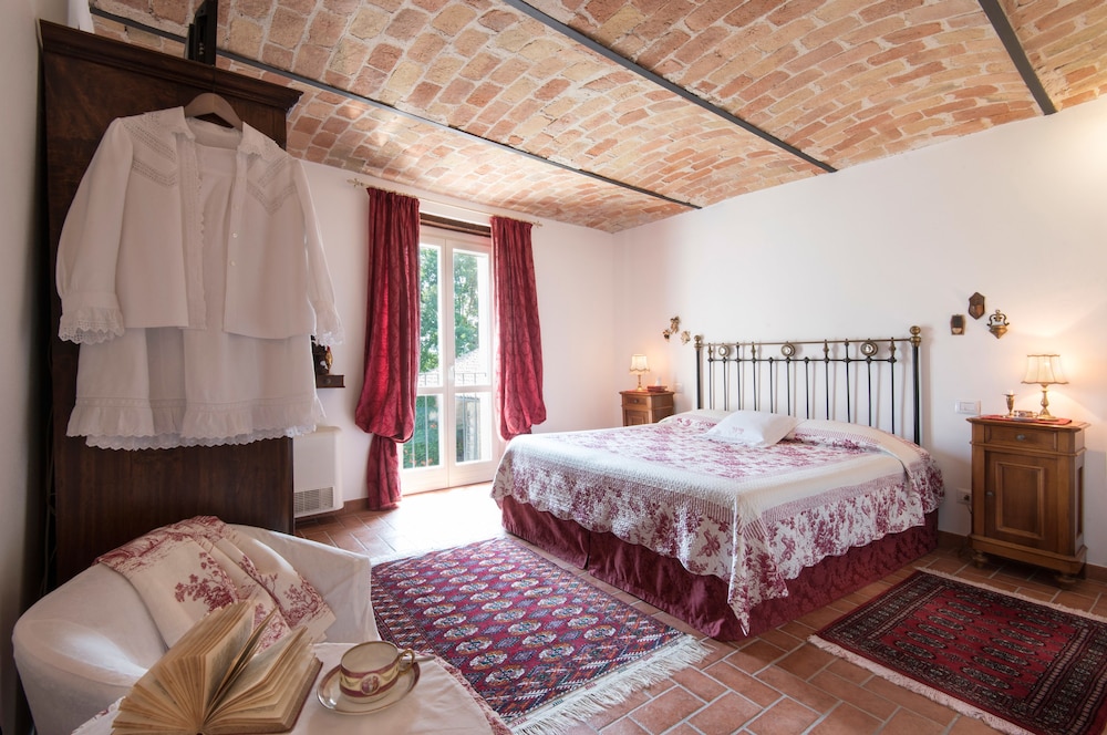 Agriturismo Albarossa