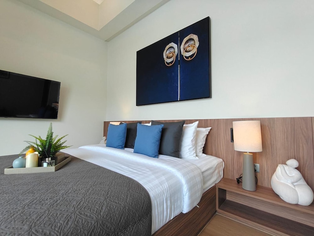 Aileen Layan Villa 3 Private Pool 4 Bedroom