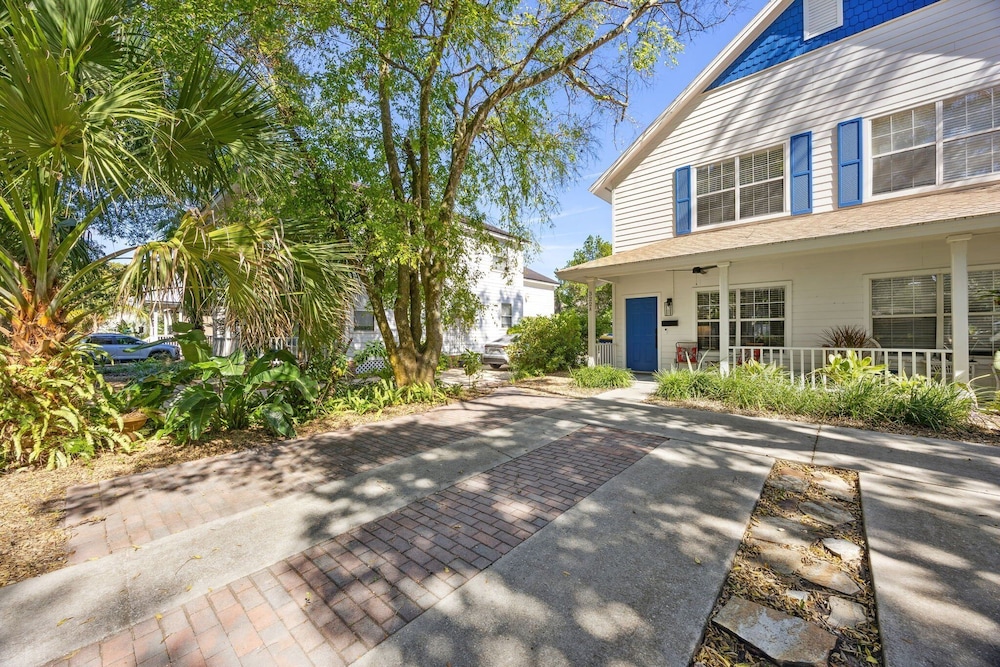 322 S. 5th Street Unit A 3 Bedroom Townhouse