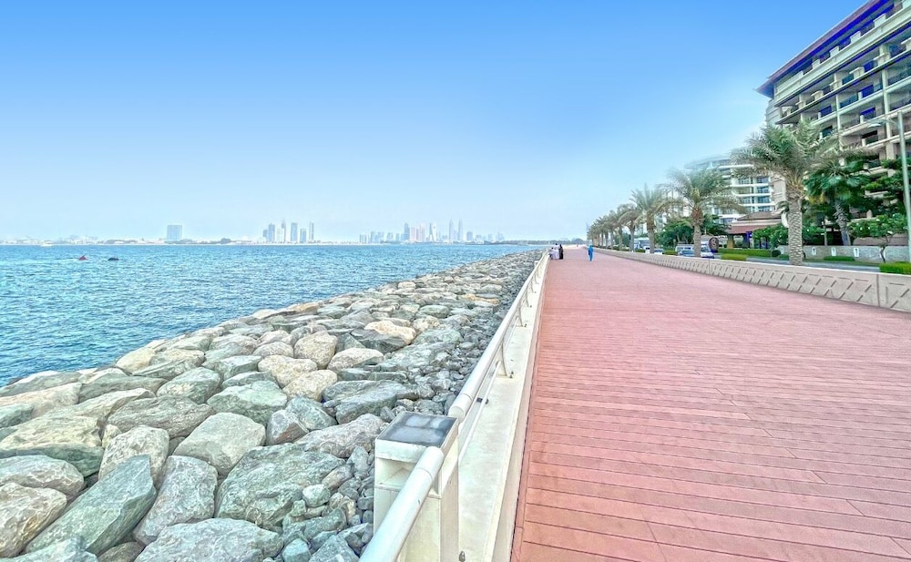 Sea View Super Luxurious Resort at Palm