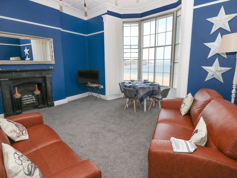 Apartment 3 view 3