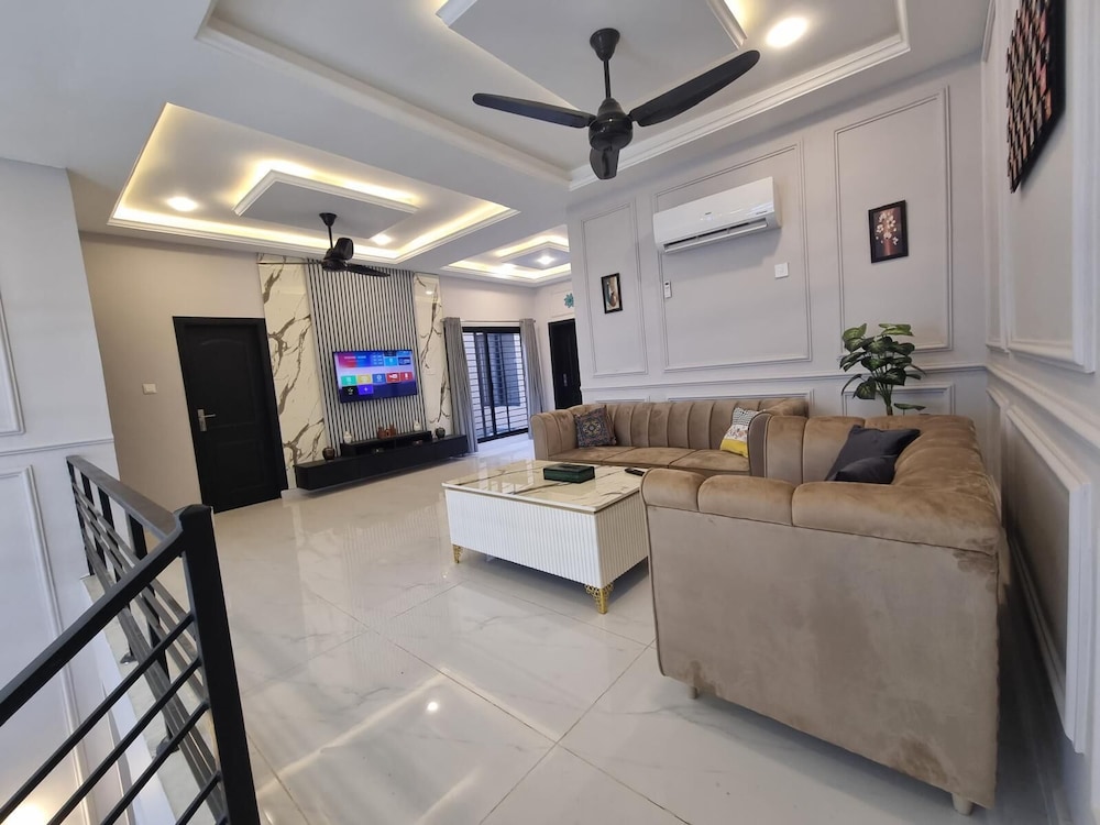 Mirpur,s Absolutely Astonishing Spanish Villa New Mirpur Azad Kashmir Pakistan