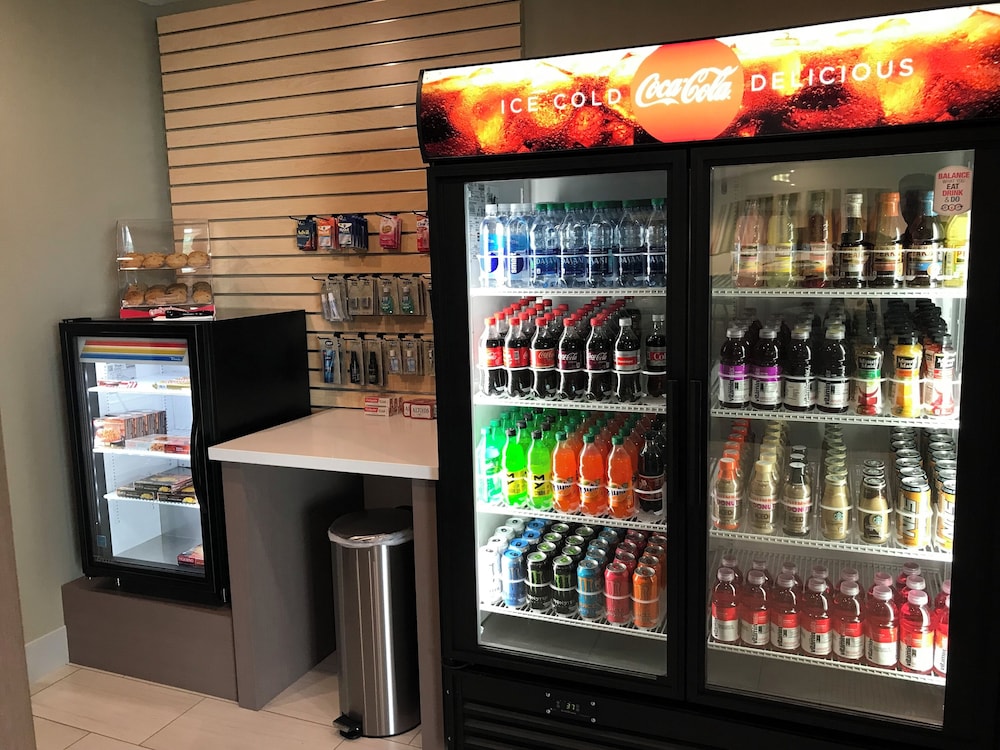 Holiday Inn Express & Suites Hannibal - Medical Center by IHG