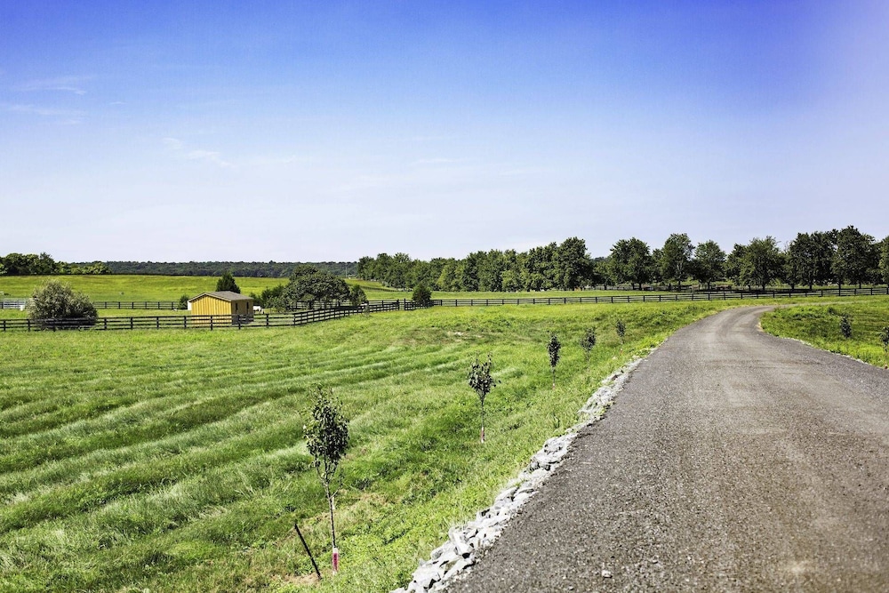 Leesburg Vacations - The Manor at Courtland Farm - Property Image 98