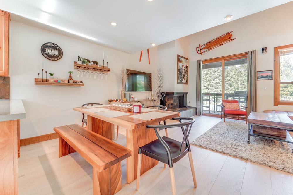 8 Mi to Lake Tahoe: Spacious Northstar Condo!