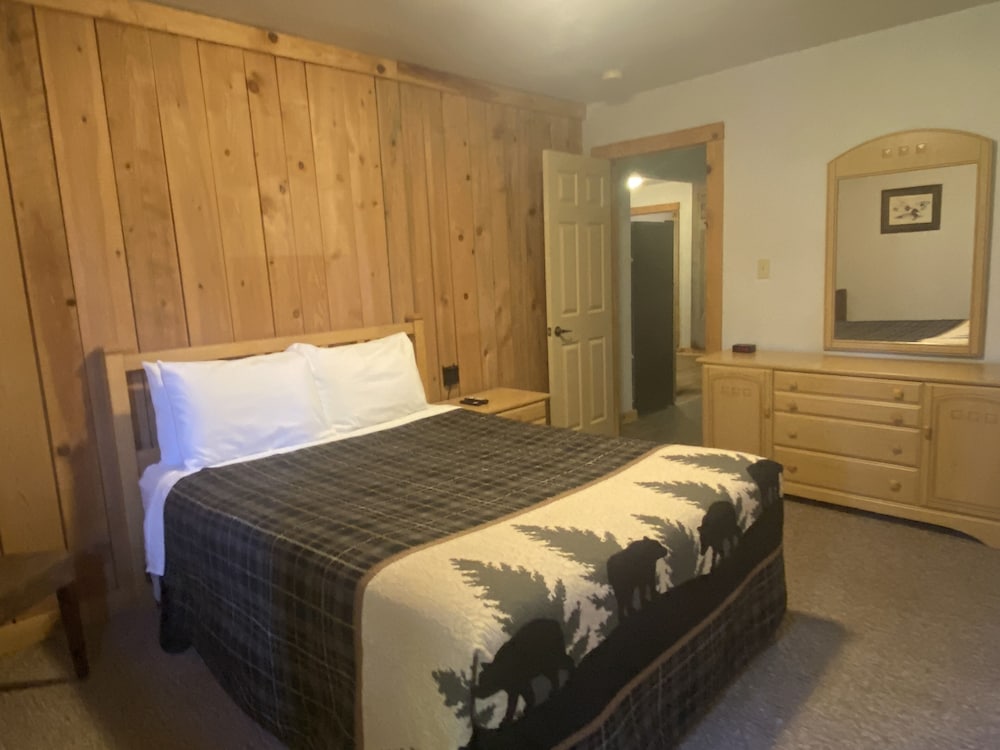 Foggy Mountain Lodge