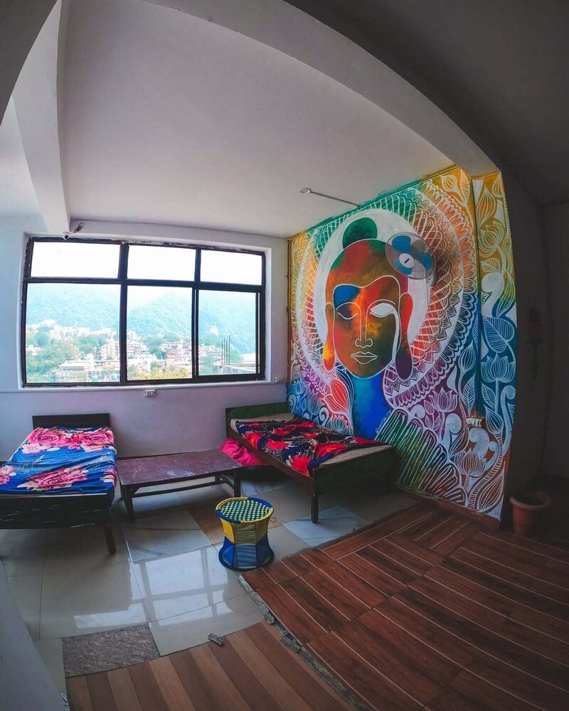 Skyard Hostel & Homestay (Harsil Valley)