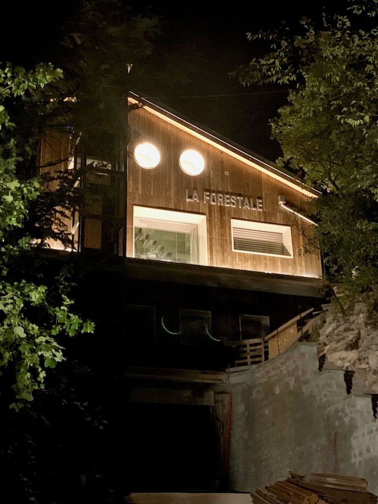 LA FORESTALE Luxury Ecolodge