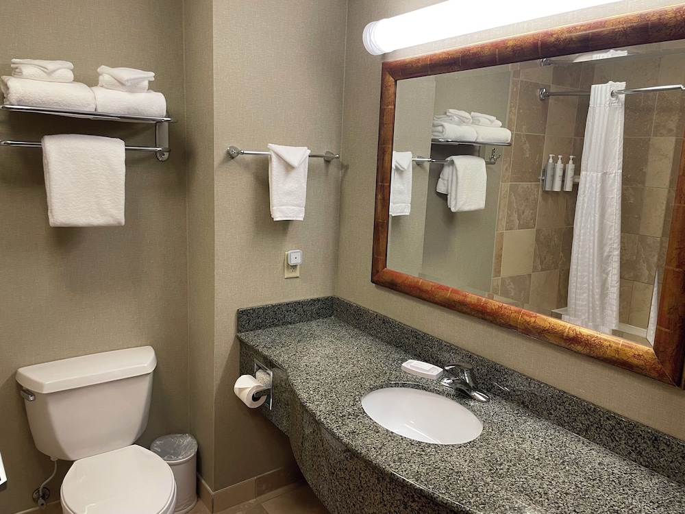 SouthShore Hotel on Lake Bemidji, Trademark Coll by Wyndham